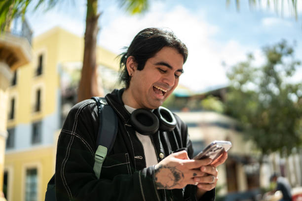 La psicología detrás de las interacciones en plataformas sociales